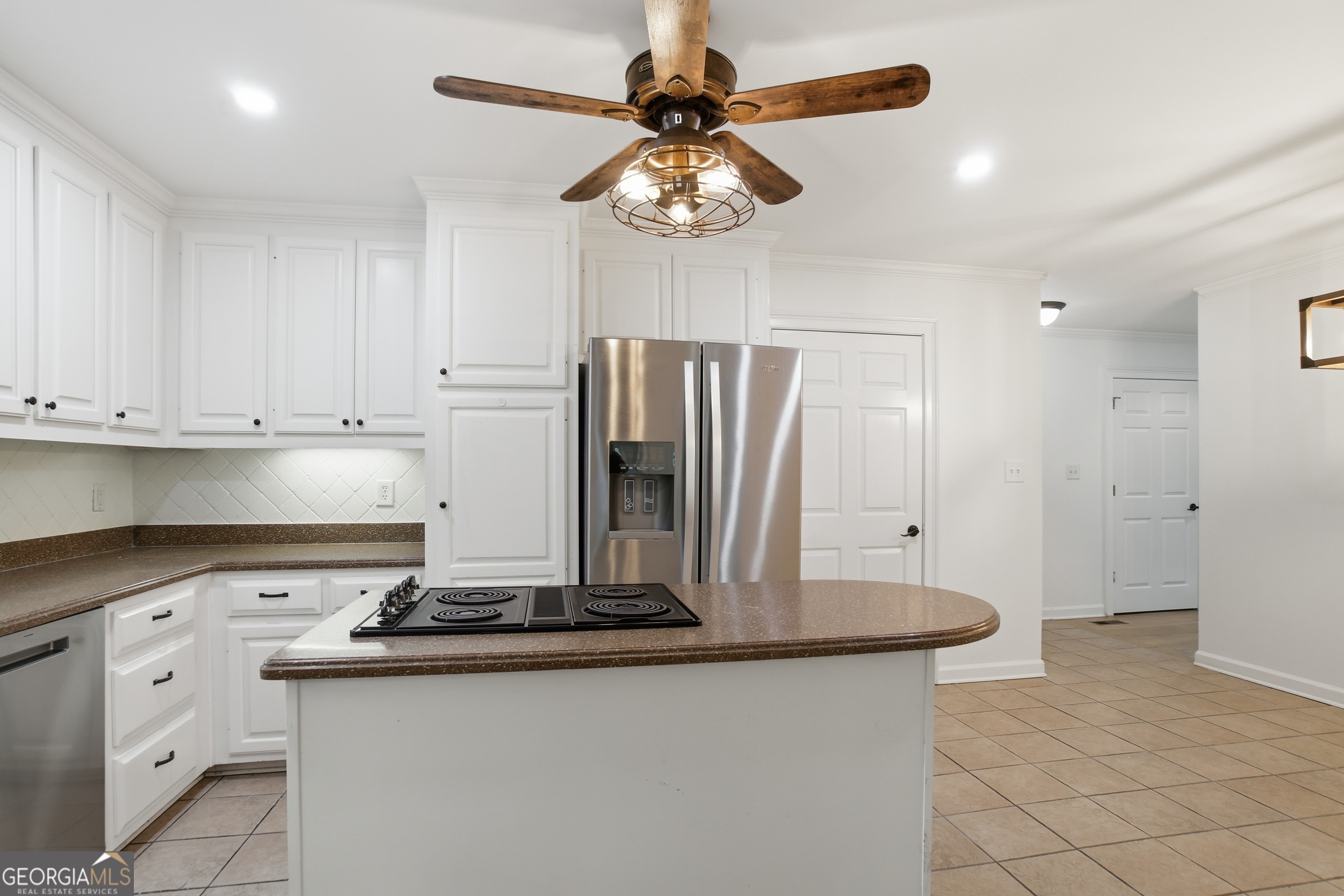 41 Lorraine Valley Property Photo 5
