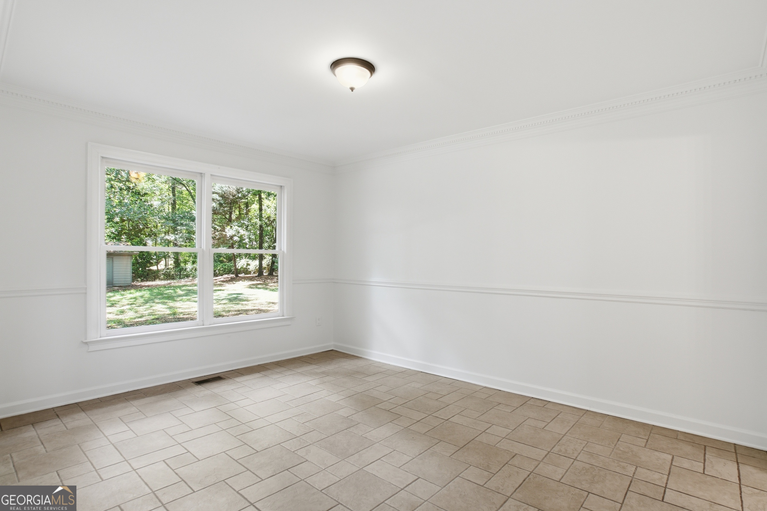 41 Lorraine Valley Property Photo 13