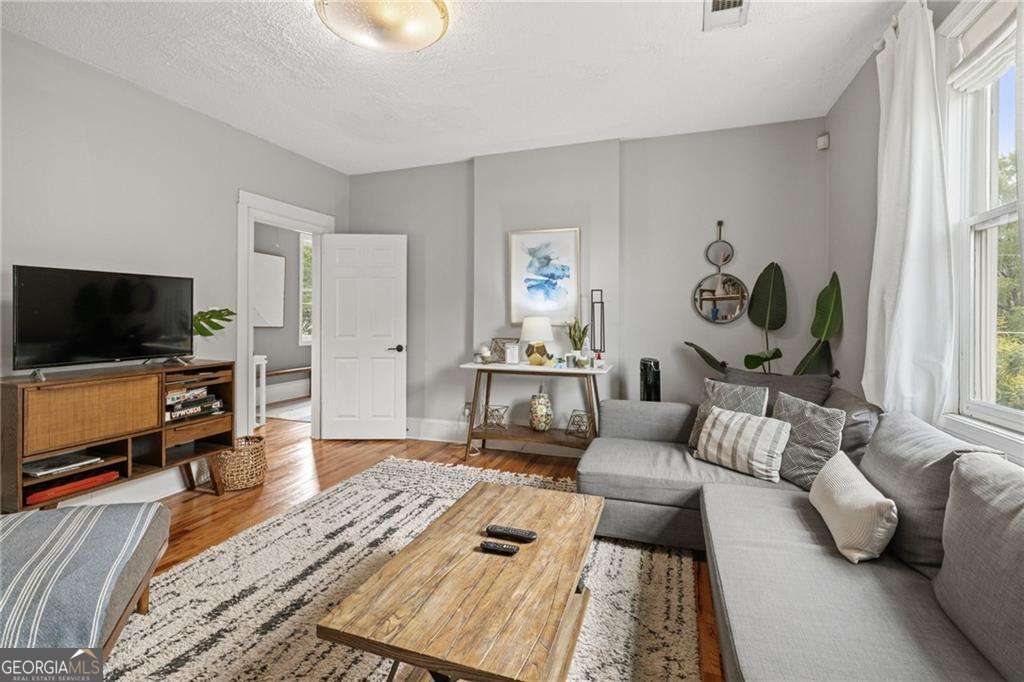 66 Howell Street Ne Property Photo 25