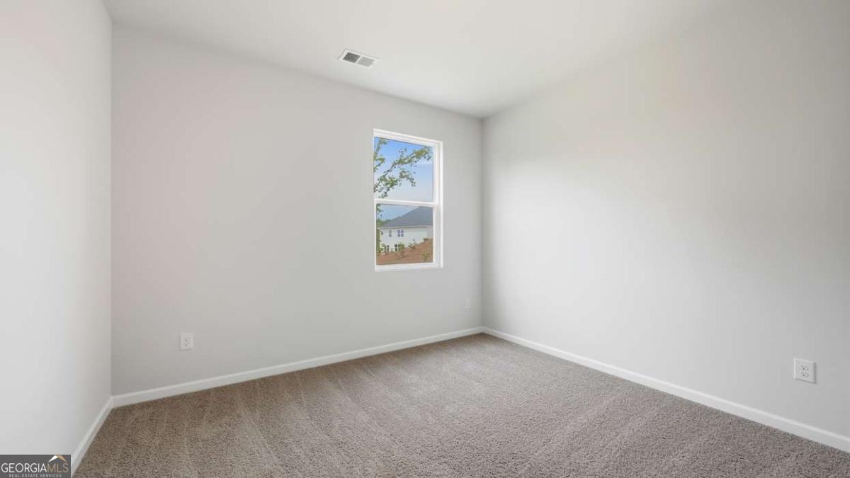 1307 Hollingsworth Way Property Photo 17
