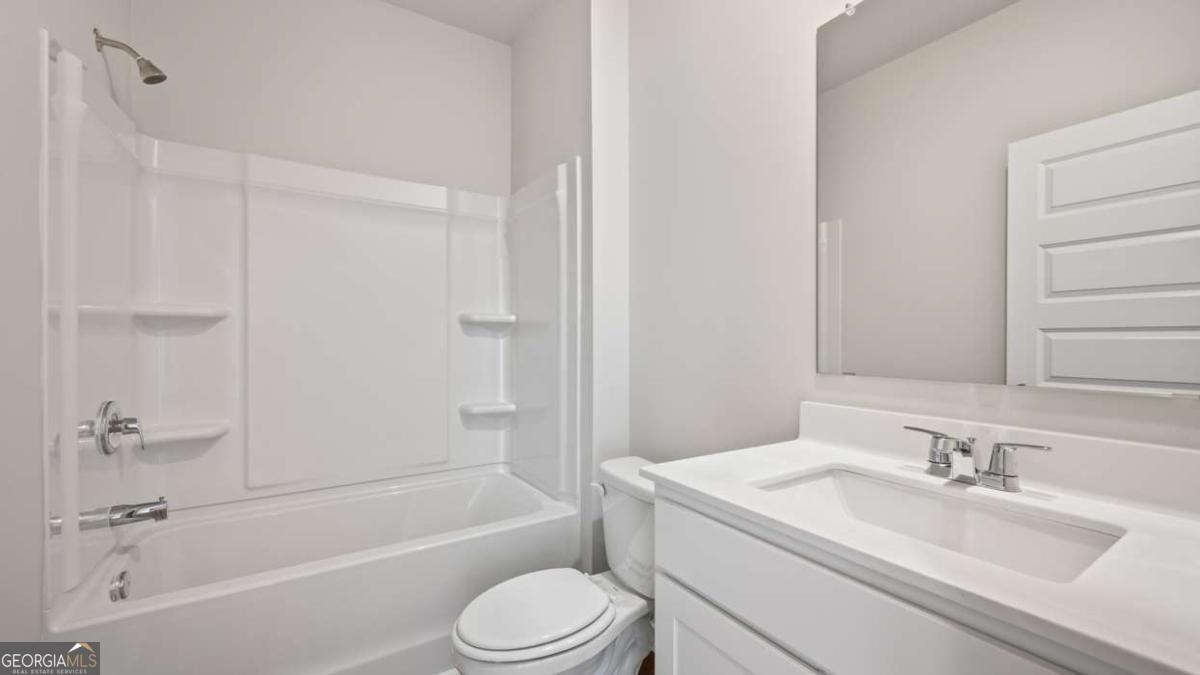 1307 Hollingsworth Way Property Photo 18