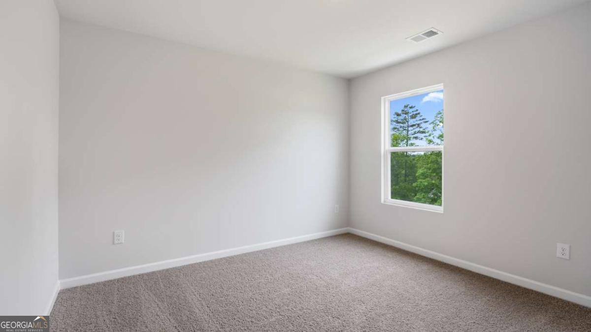 1307 Hollingsworth Way Property Photo 23