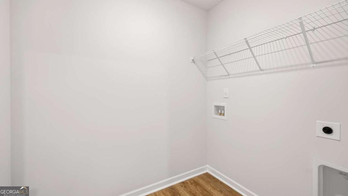 1307 Hollingsworth Way Property Photo 26