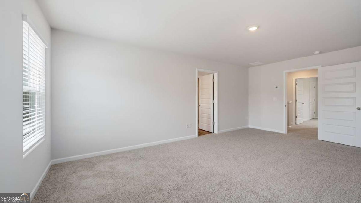1307 Hollingsworth Way Property Photo 28