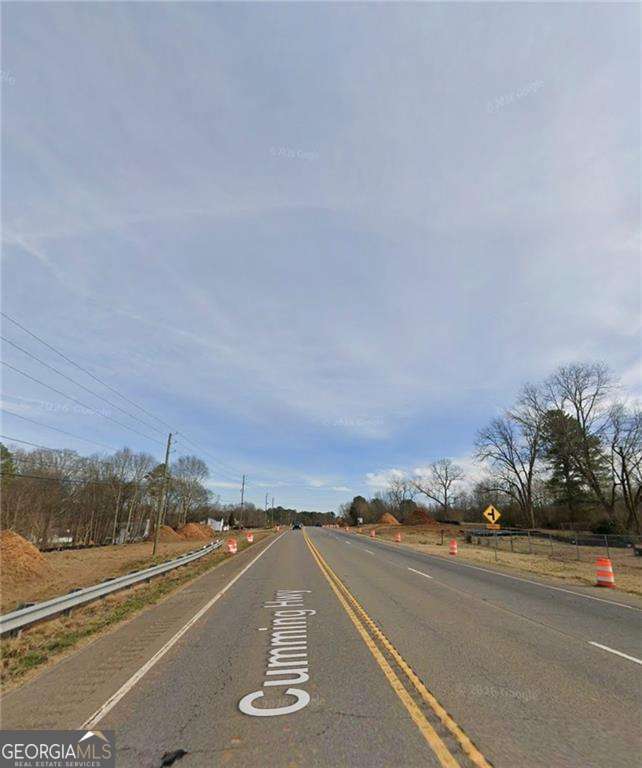 10747 Cumming Highway Property Photo 4