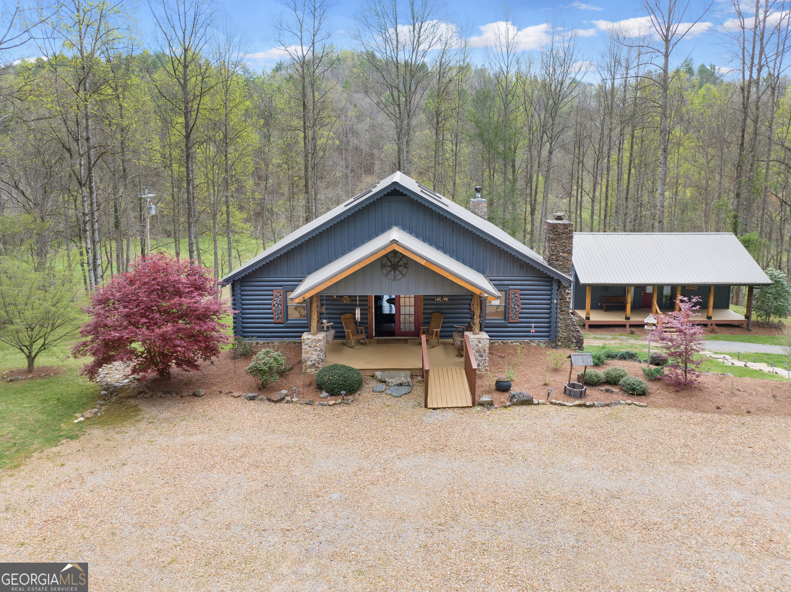 898 Childers Creek Road Property Photo 1