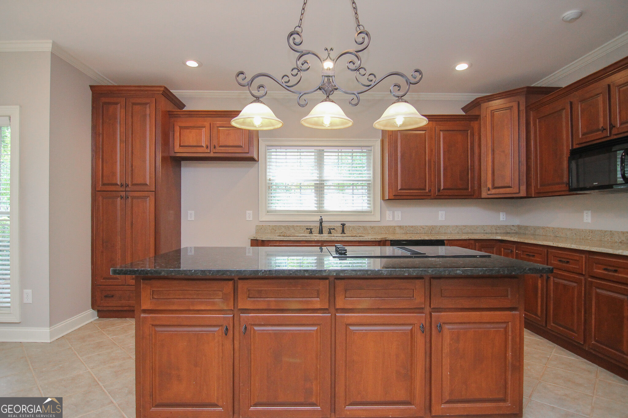 213 Sabre Drive Property Photo 11
