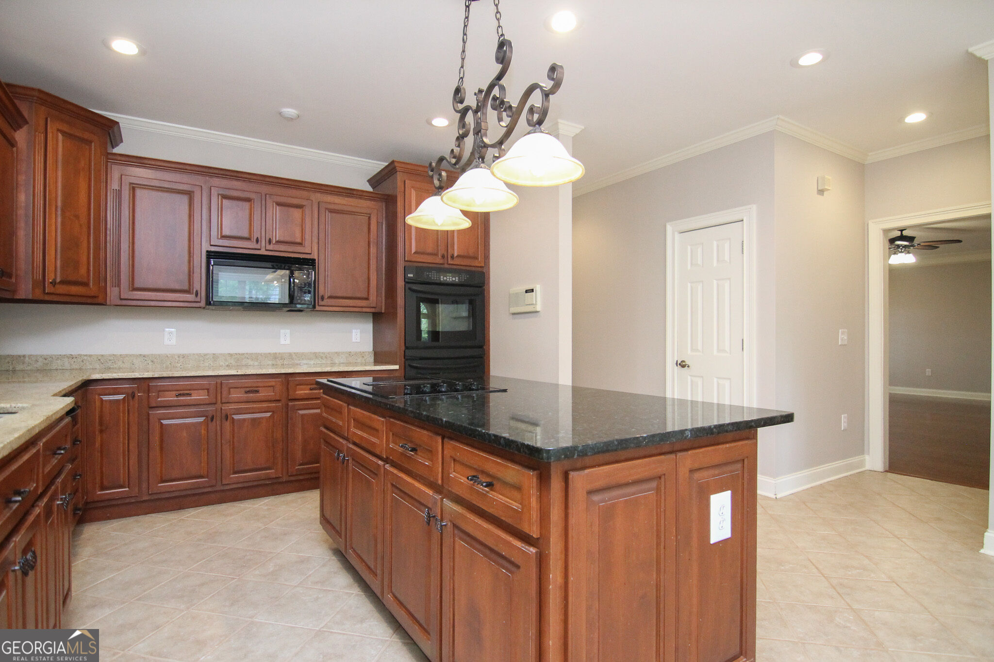 213 Sabre Drive Property Photo 12