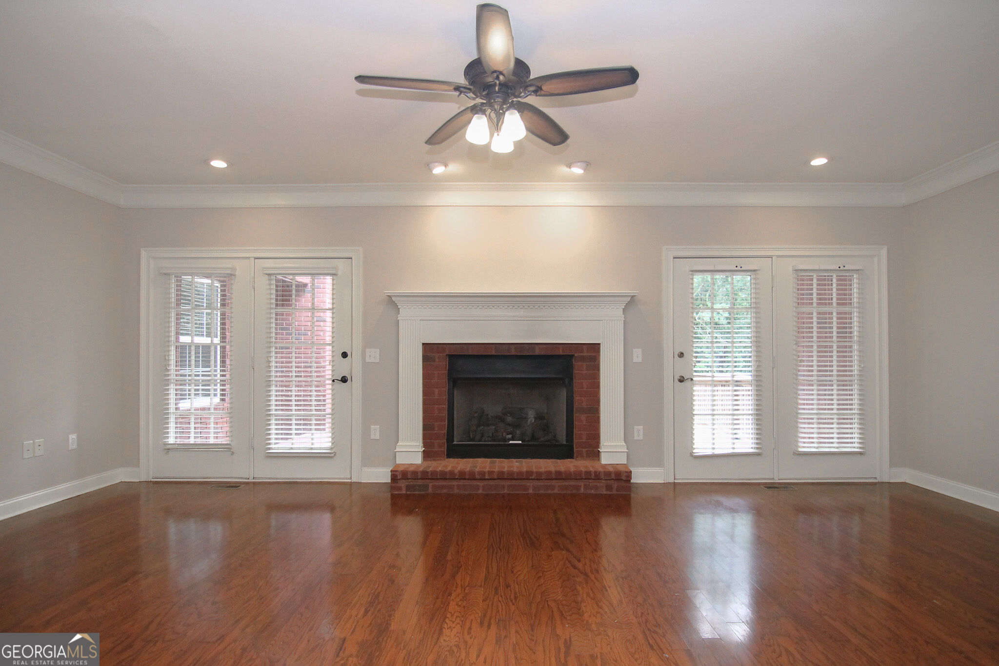 213 Sabre Drive Property Photo 15