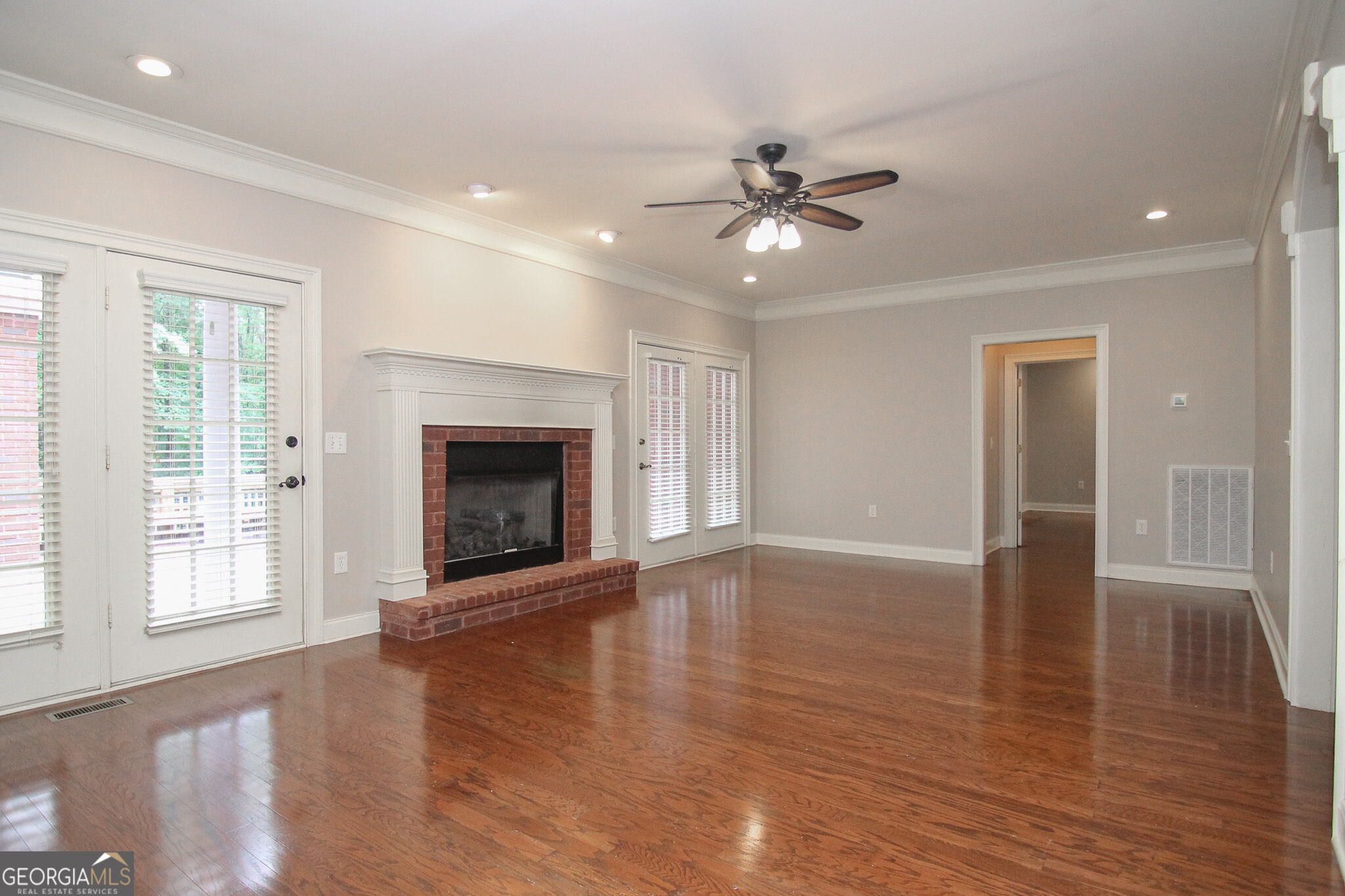 213 Sabre Drive Property Photo 16