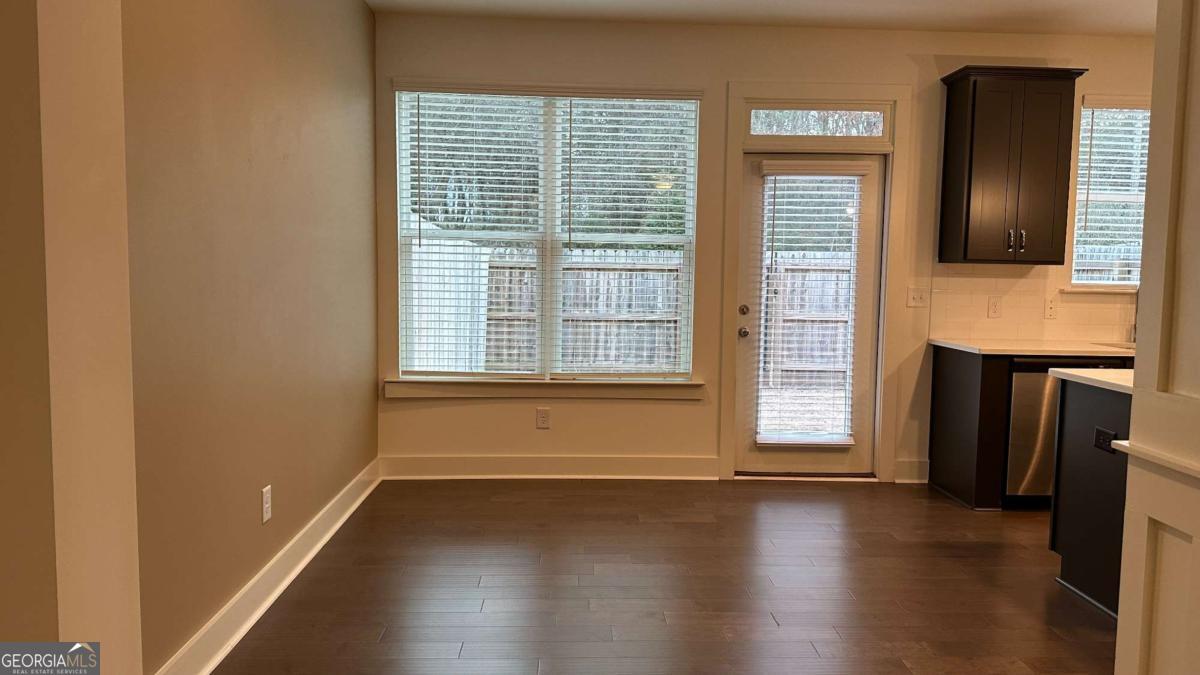 263 Auburn Valley Way Property Photo 8