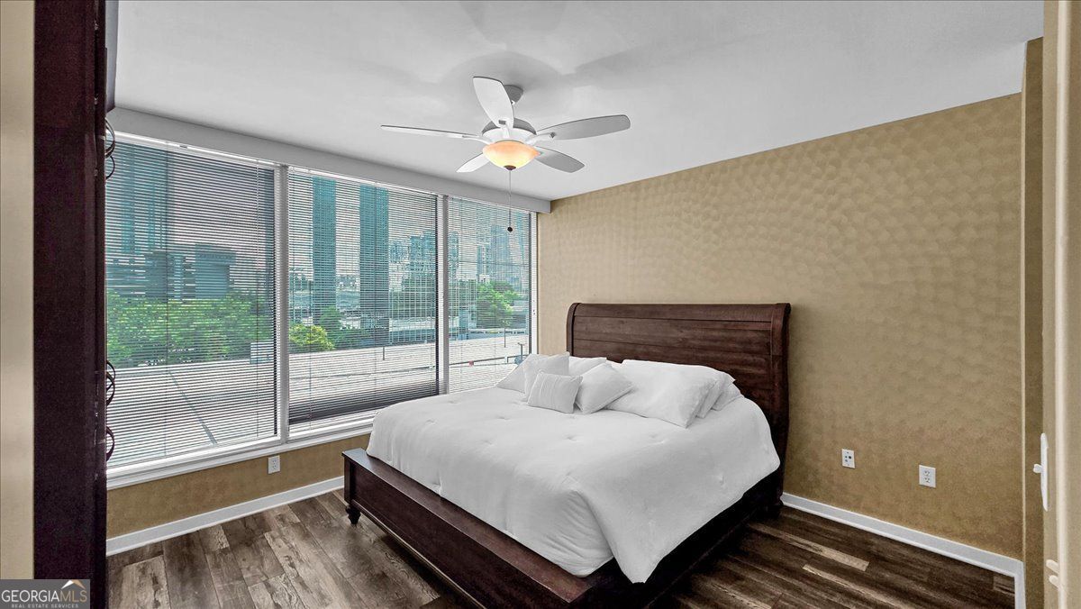 3338 Peachtree Road # 508 Property Photo 4