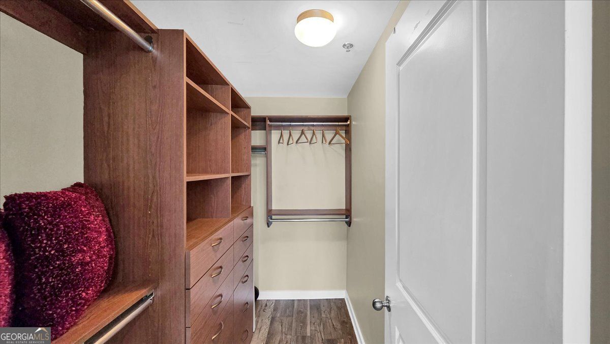 3338 Peachtree Road # 508 Property Photo 8