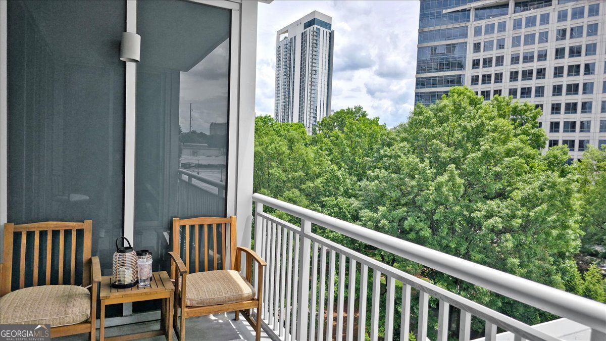 3338 Peachtree Road # 508 Property Photo 10