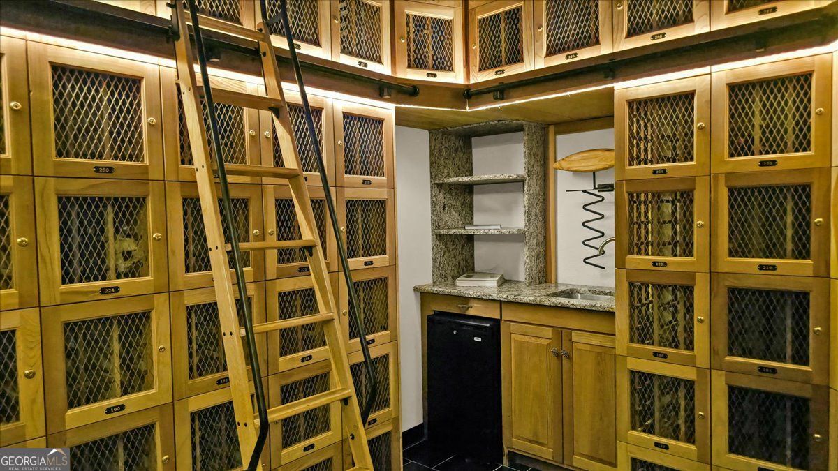 3338 Peachtree Road # 508 Property Photo 19