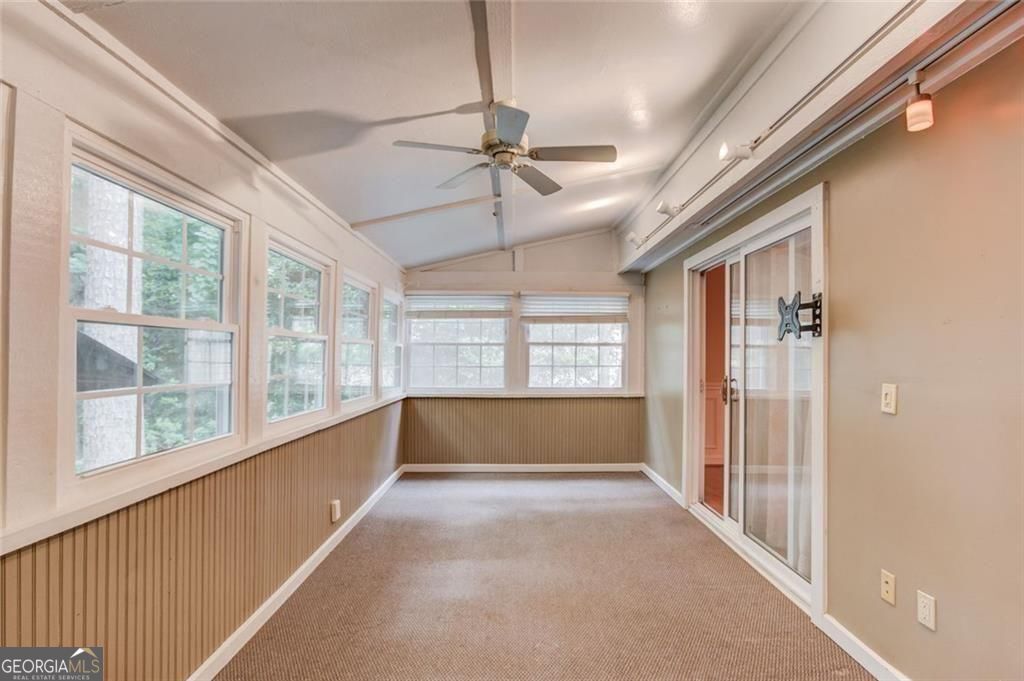 420 Taberwood Way Property Photo 10