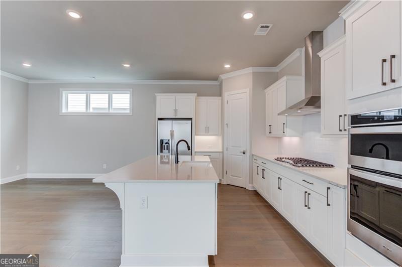 704 Hickory Hollow Walk Property Photo 15