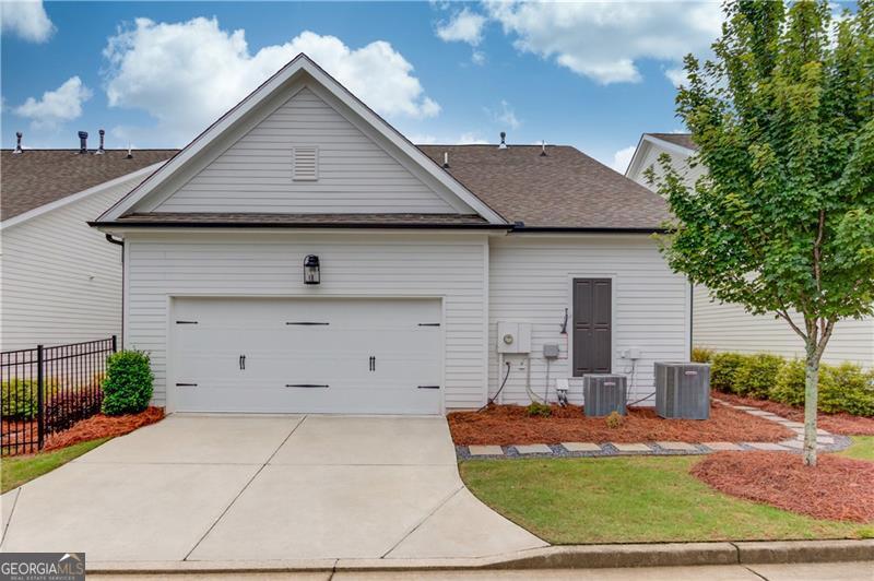 704 Hickory Hollow Walk Property Photo 45