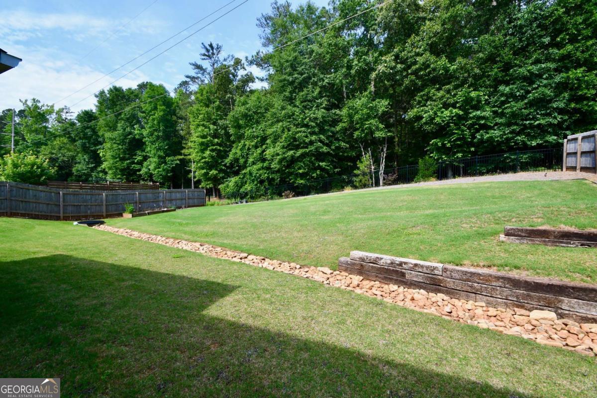 3065 Meadow Springs Drive Property Photo 7