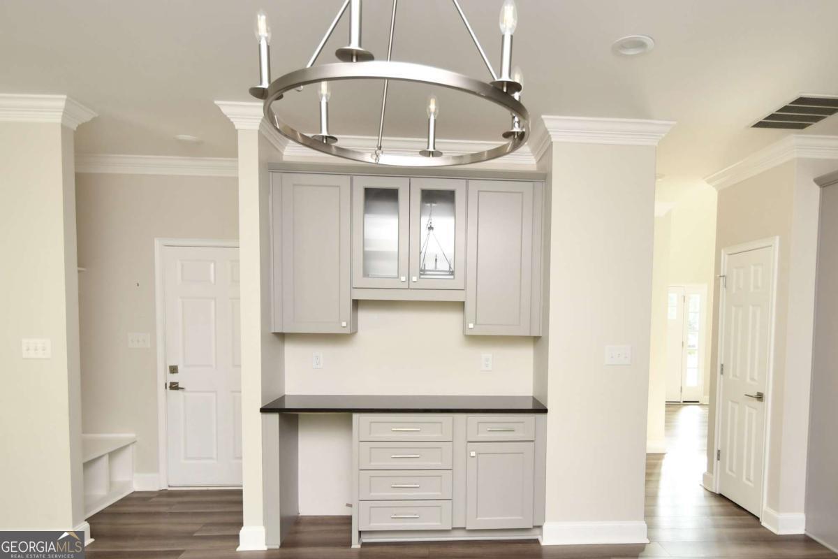 3065 Meadow Springs Drive Property Photo 16