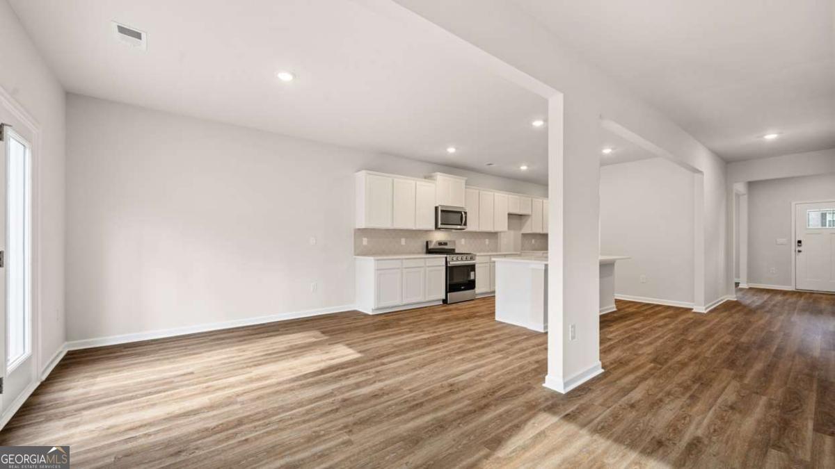 2261 Edgecombe Lane Property Photo 11