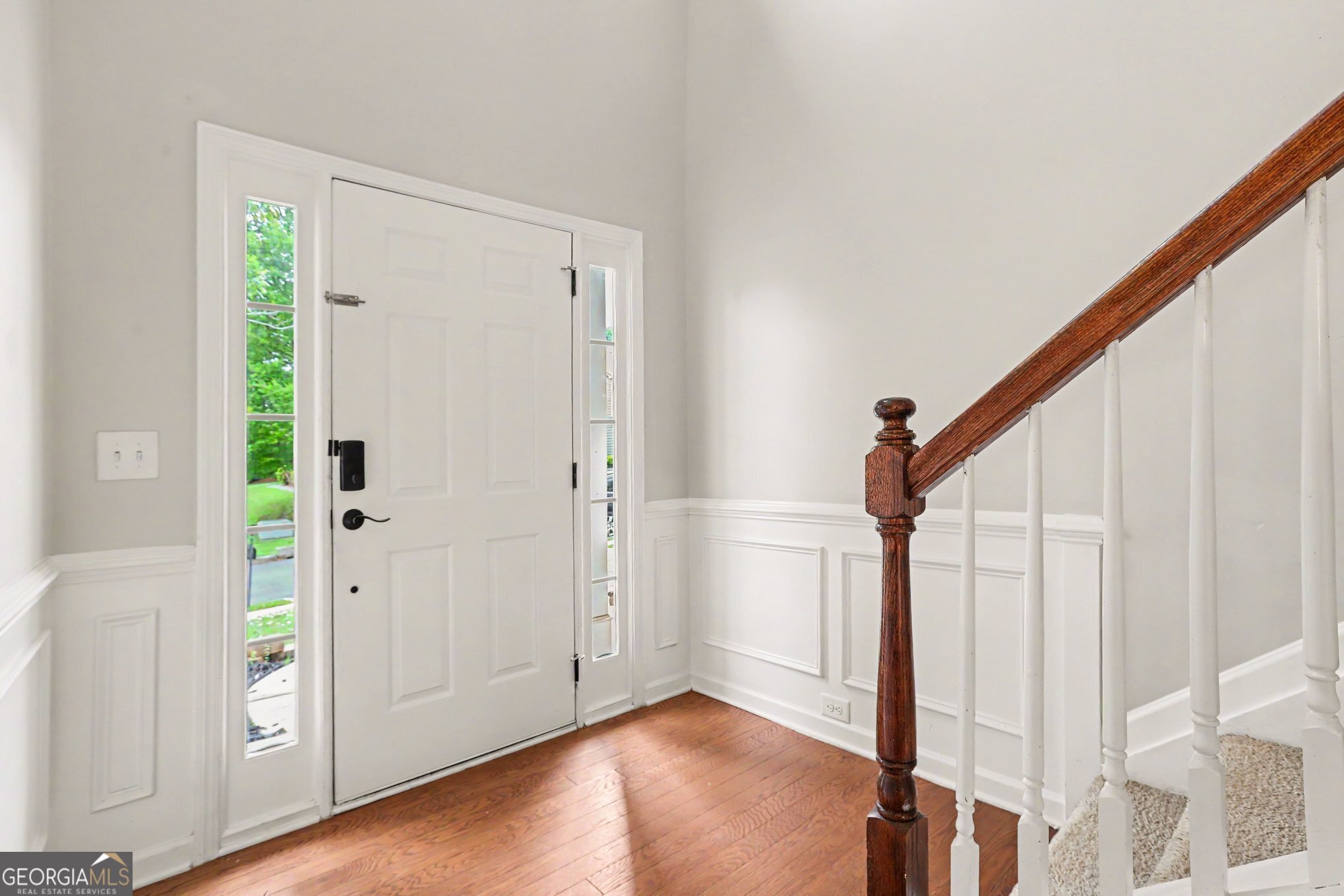 4546 Rainier Way Nw Property Photo 3
