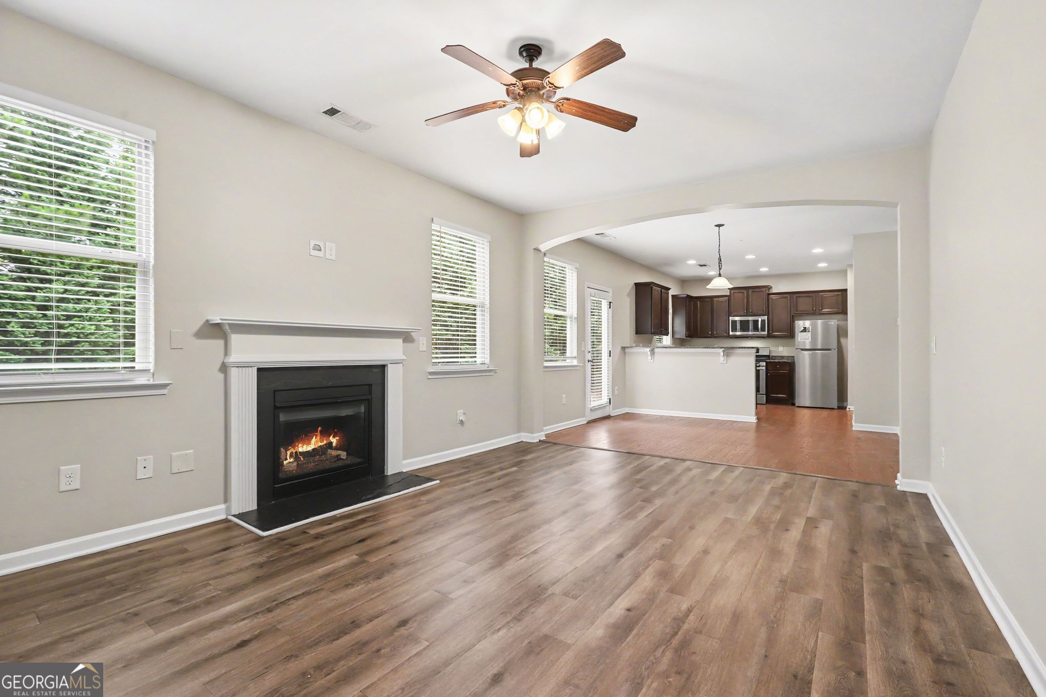 4546 Rainier Way Nw Property Photo 6