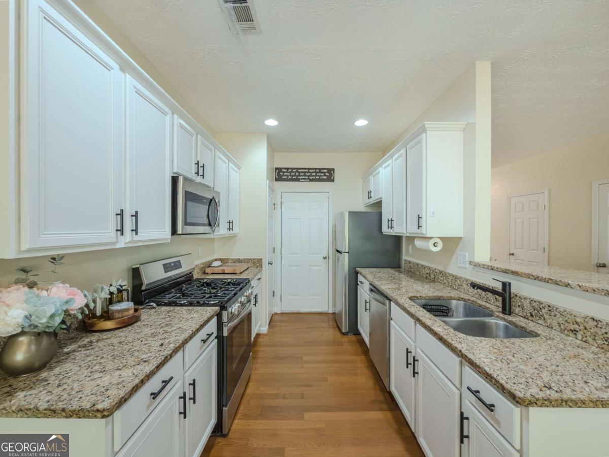 3544 Lantern View Lane Property Photo 10