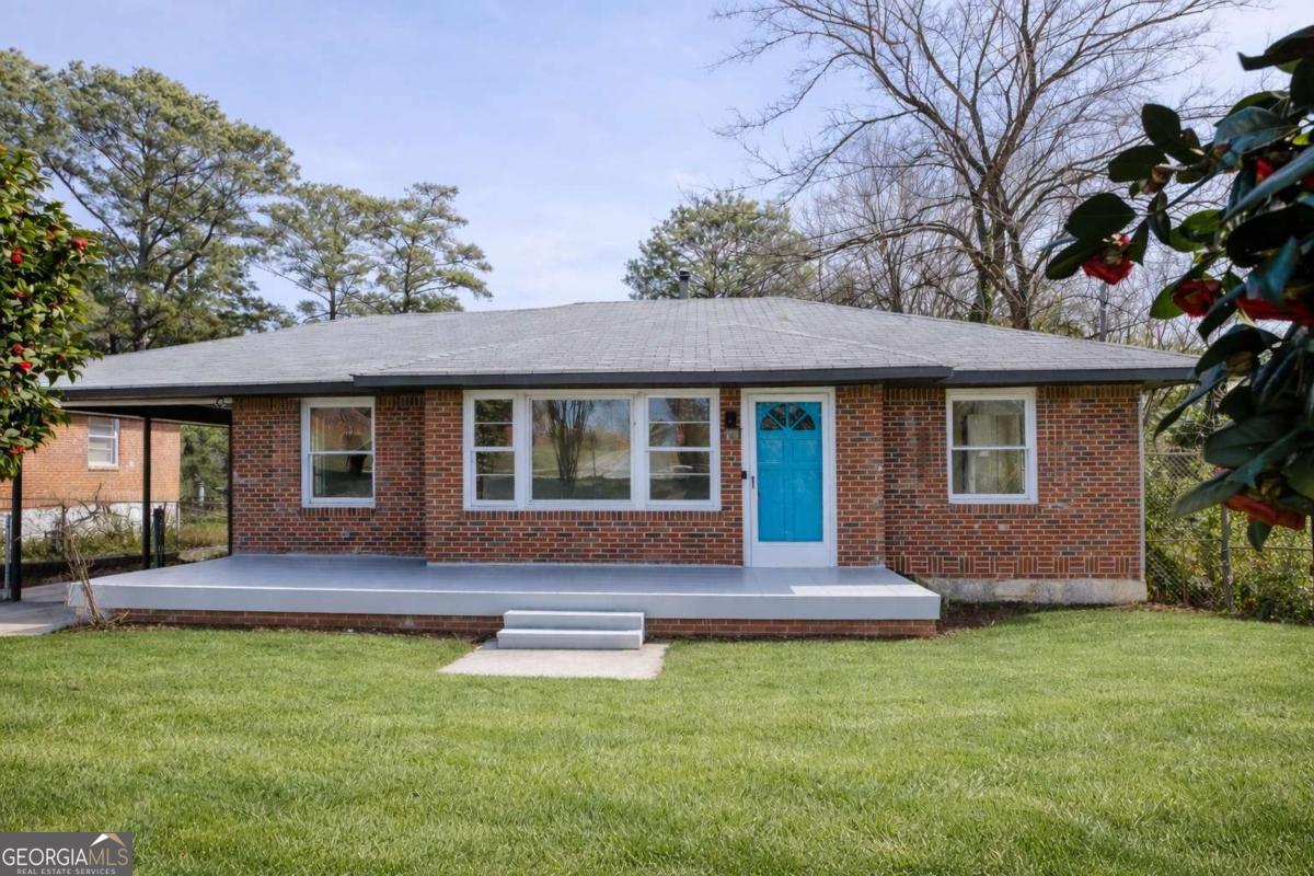 4624 College Street Property Photo 1