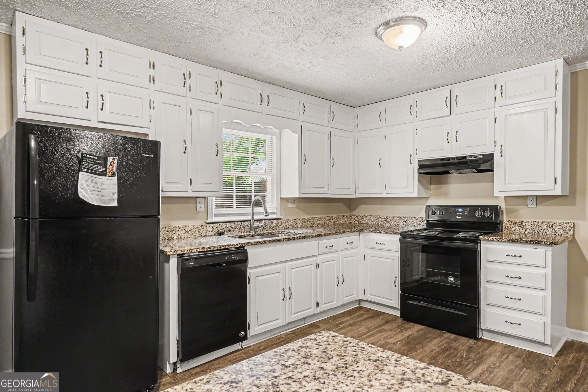 6436 Piney Circle Sw Property Photo 4