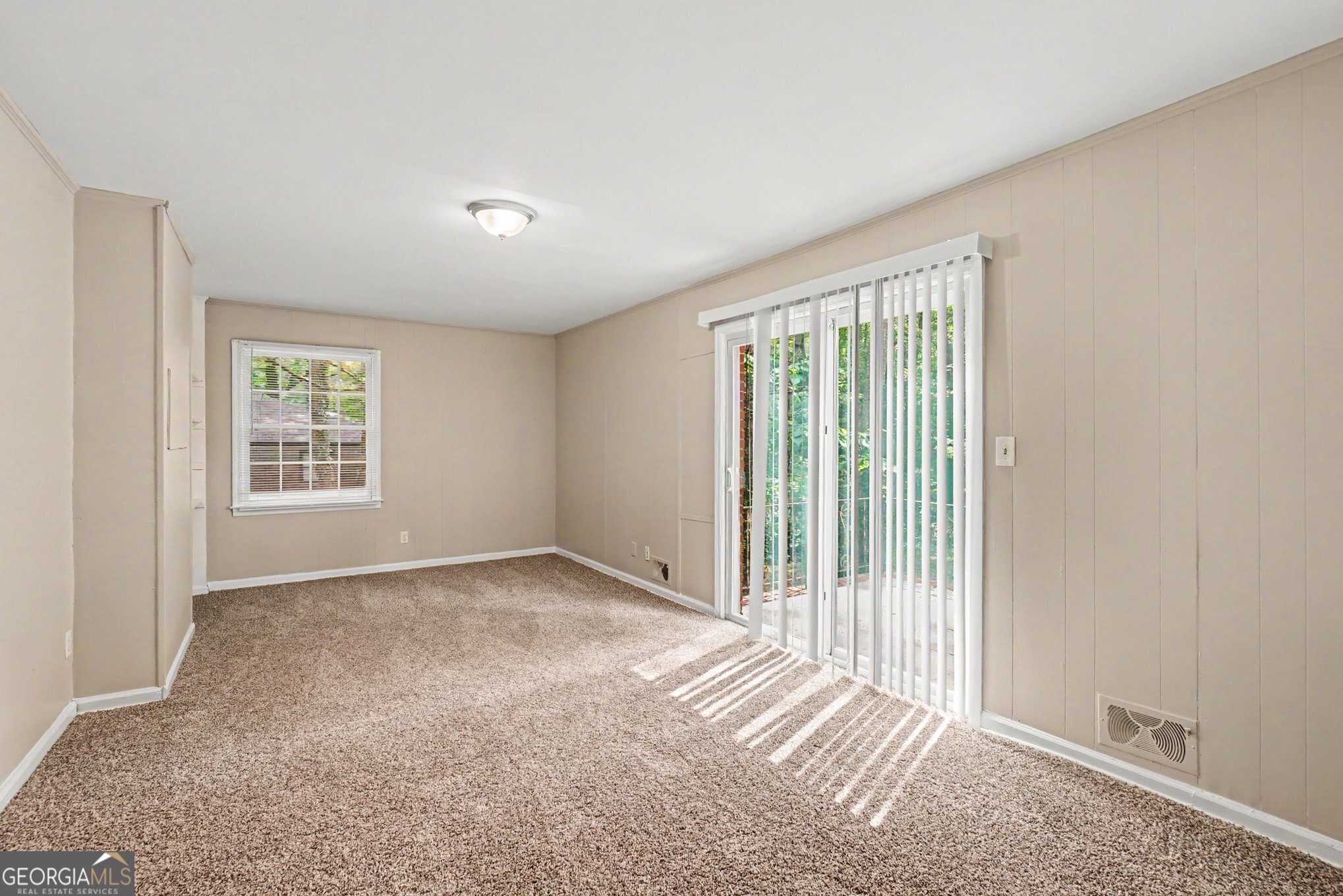 6436 Piney Circle Sw Property Photo 5