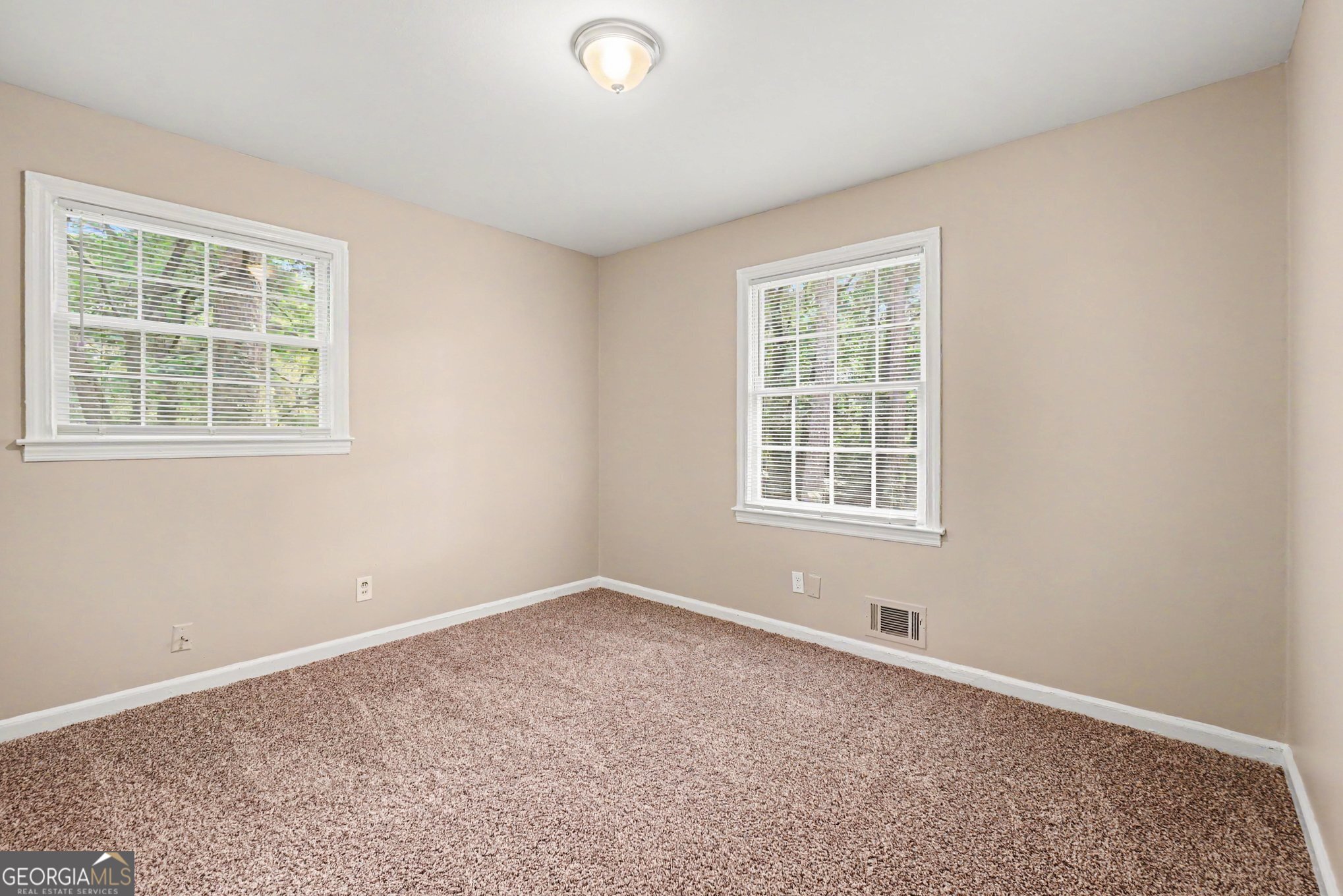 6436 Piney Circle Sw Property Photo 7