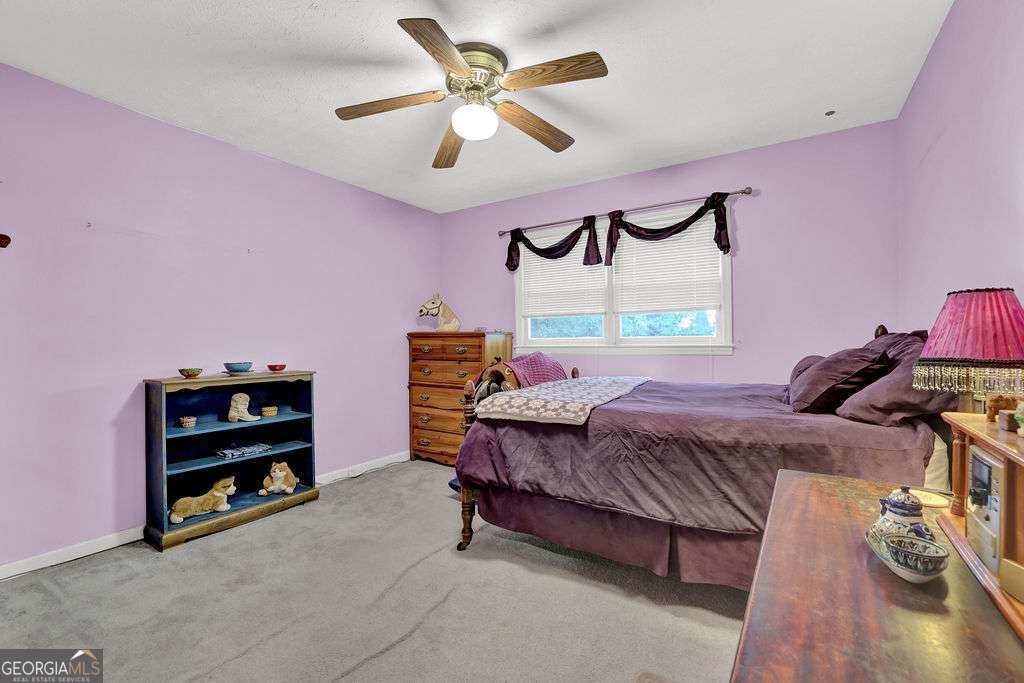 4916 Oak Grove Drive Property Photo 18