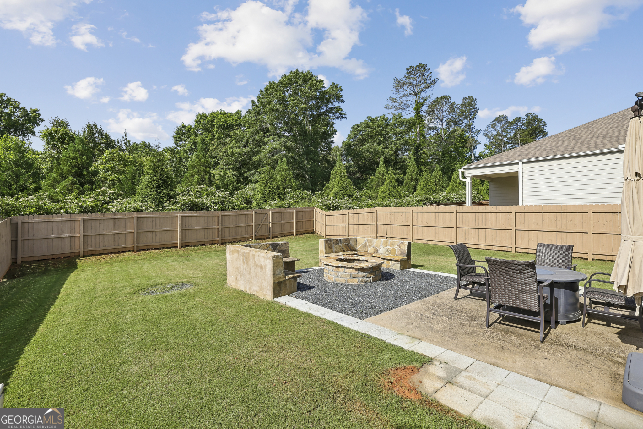 323 Quail Pass Property Photo 2