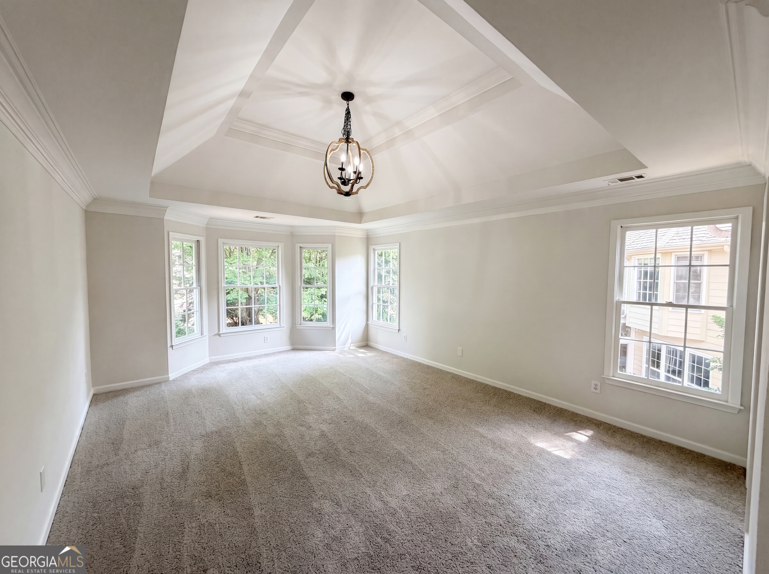 165 Fieldstone Edge Property Photo 4