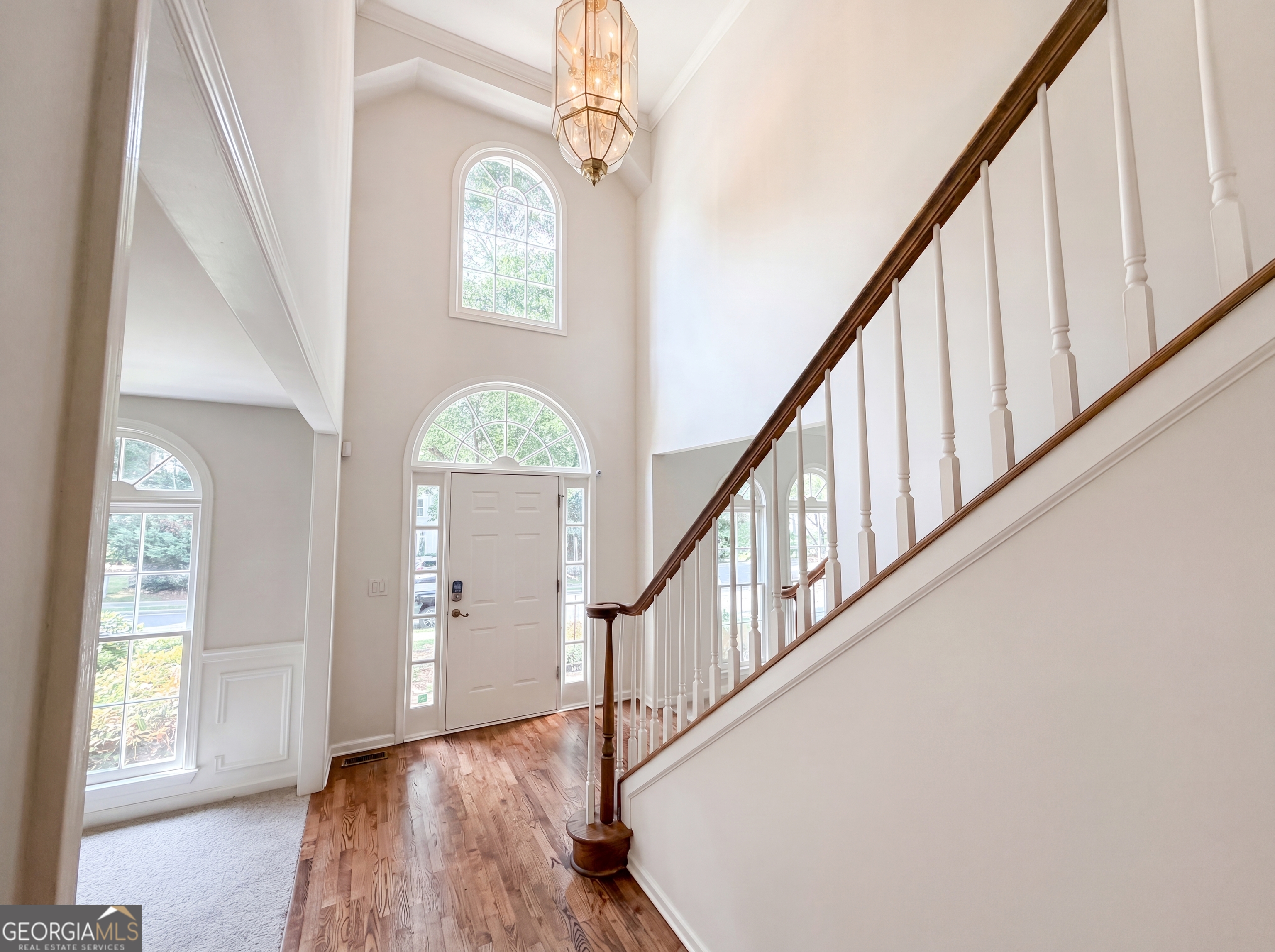 165 Fieldstone Edge Property Photo 6