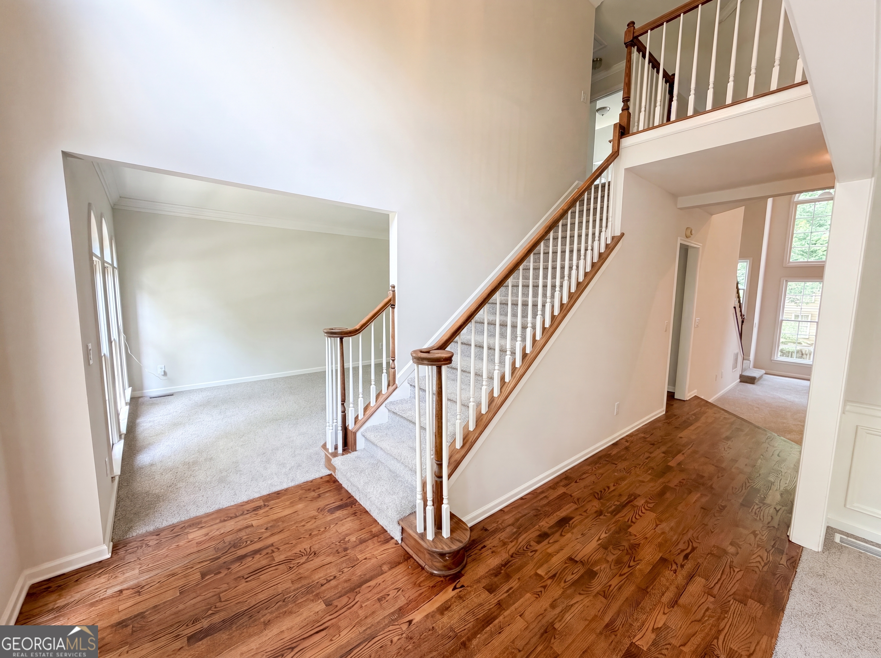 165 Fieldstone Edge Property Photo 7