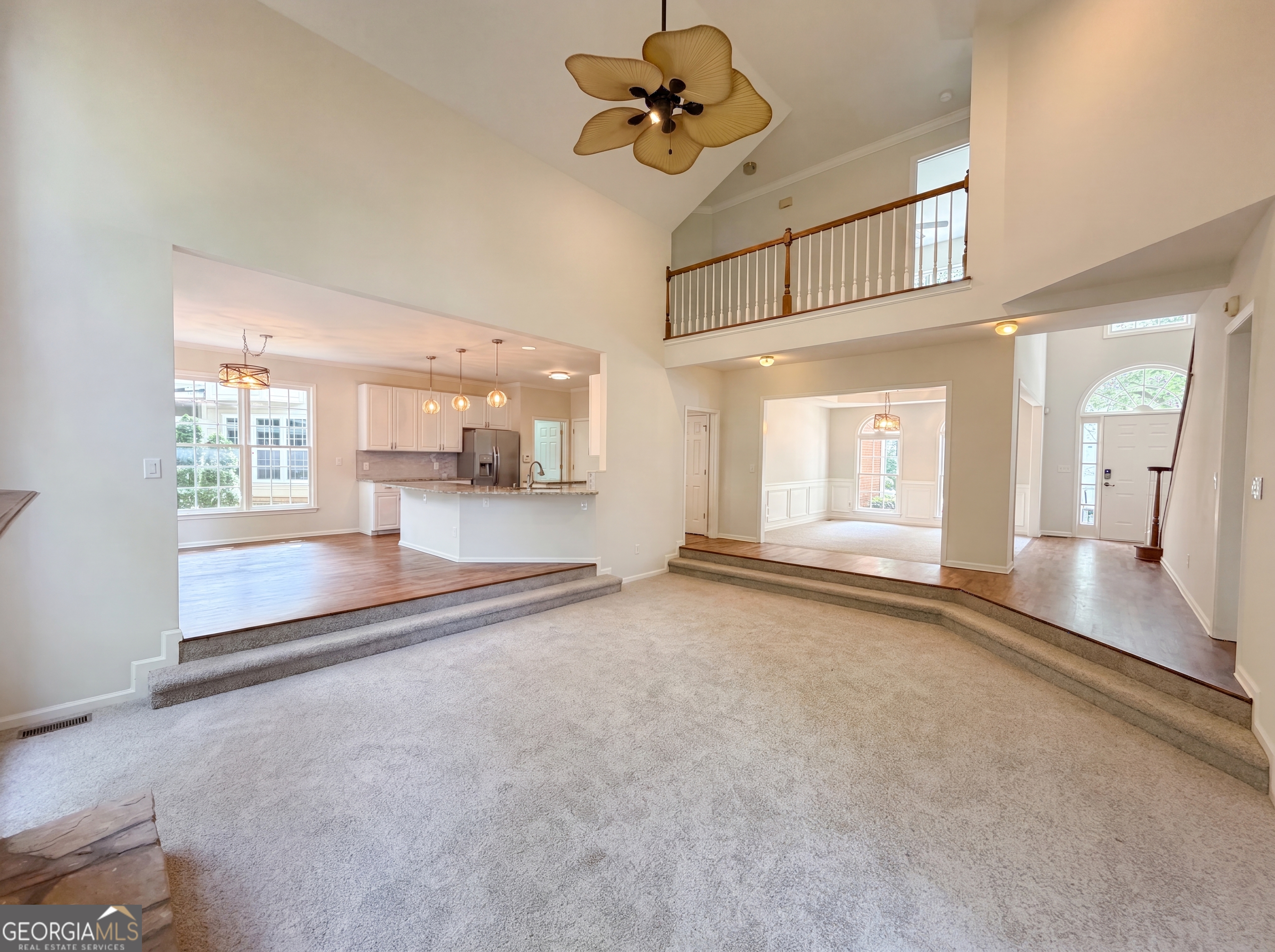 165 Fieldstone Edge Property Photo 8