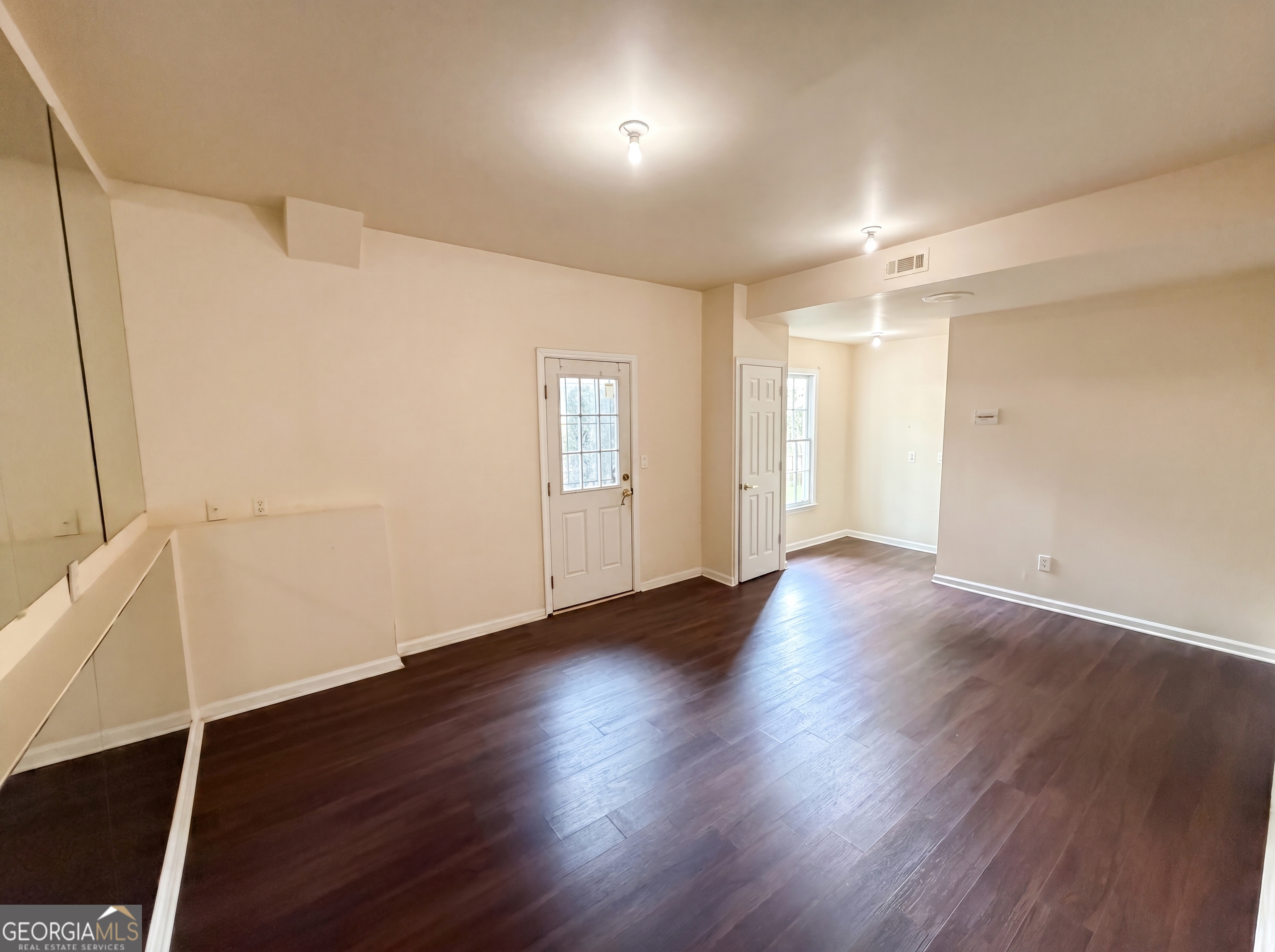 165 Fieldstone Edge Property Photo 9