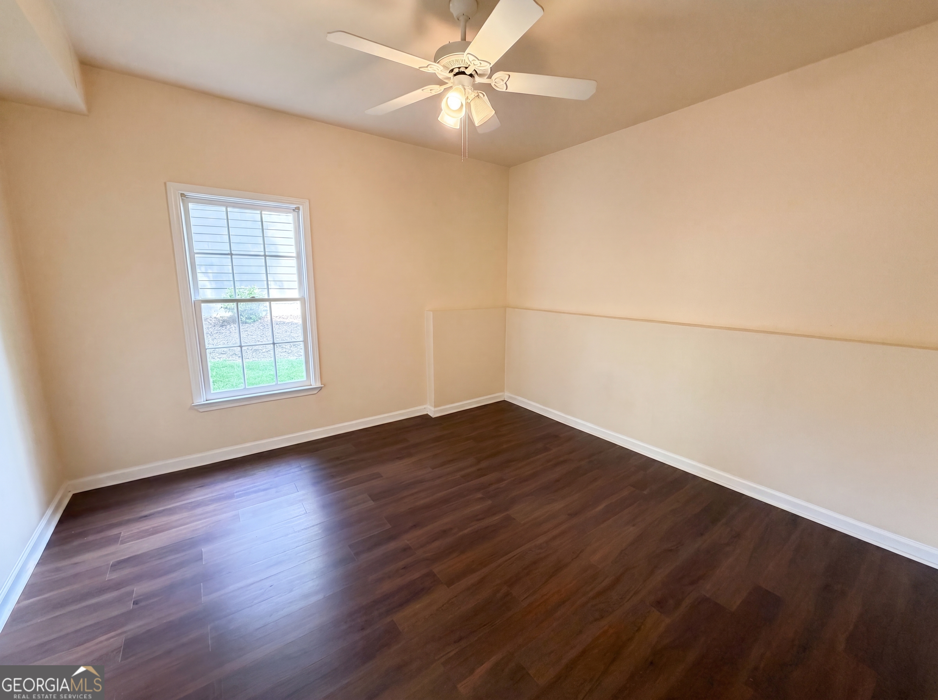 165 Fieldstone Edge Property Photo 18