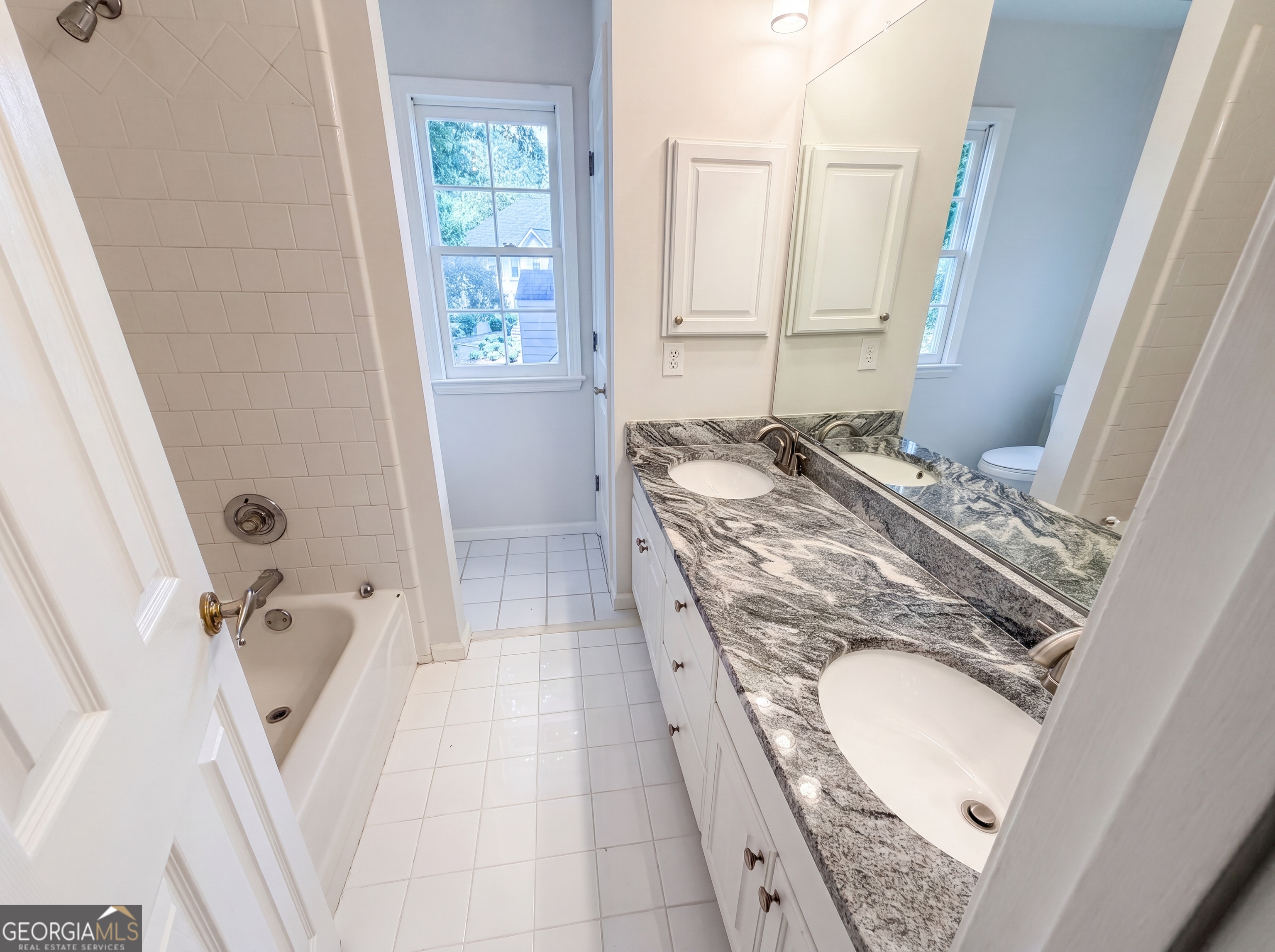 165 Fieldstone Edge Property Photo 21