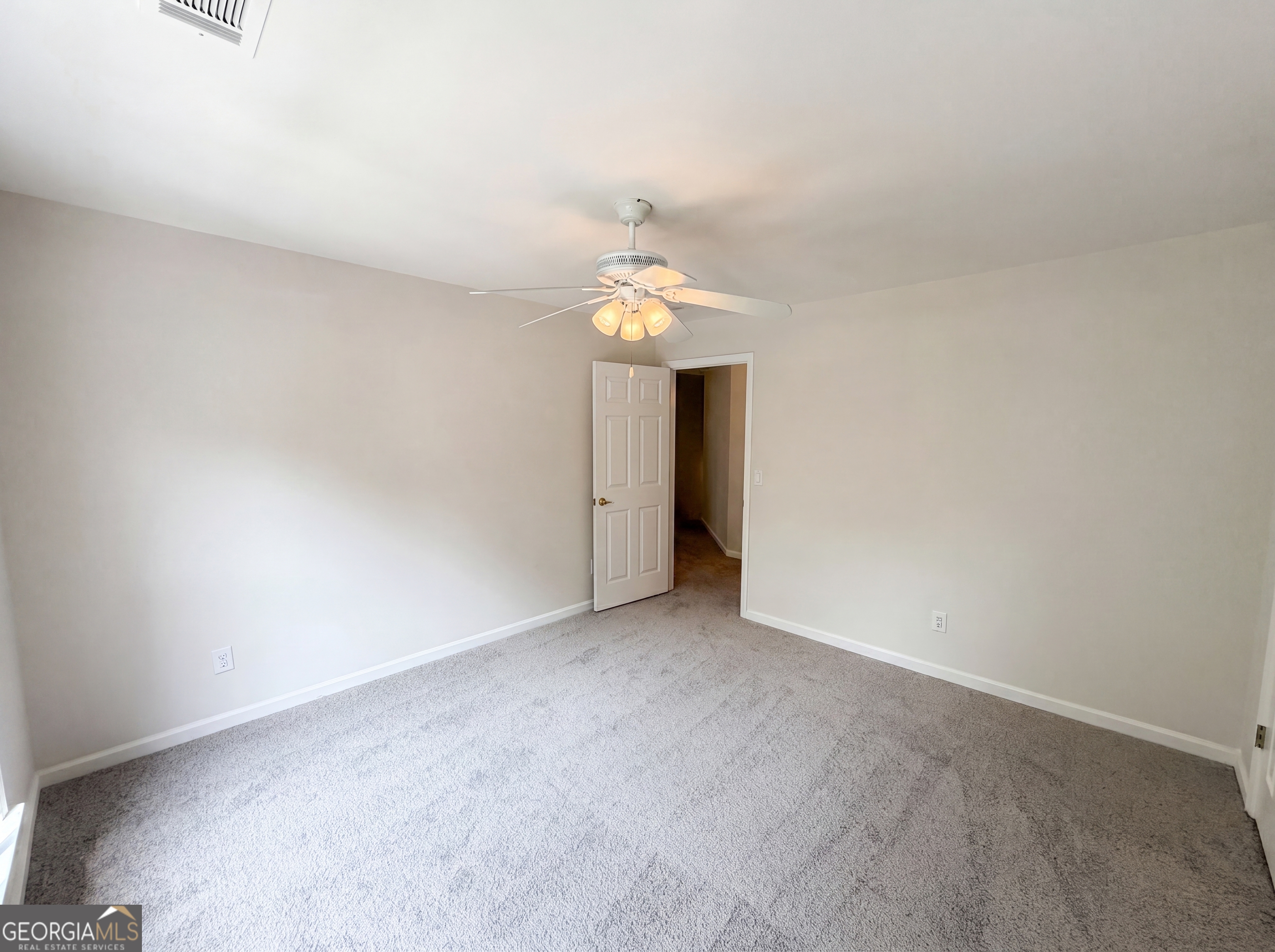 165 Fieldstone Edge Property Photo 25
