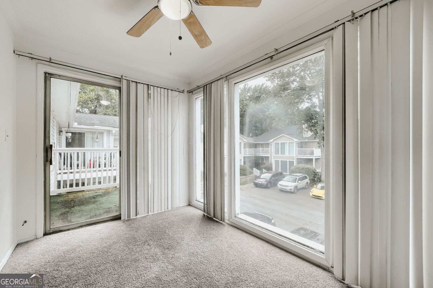 905 Augusta Drive Property Photo 6