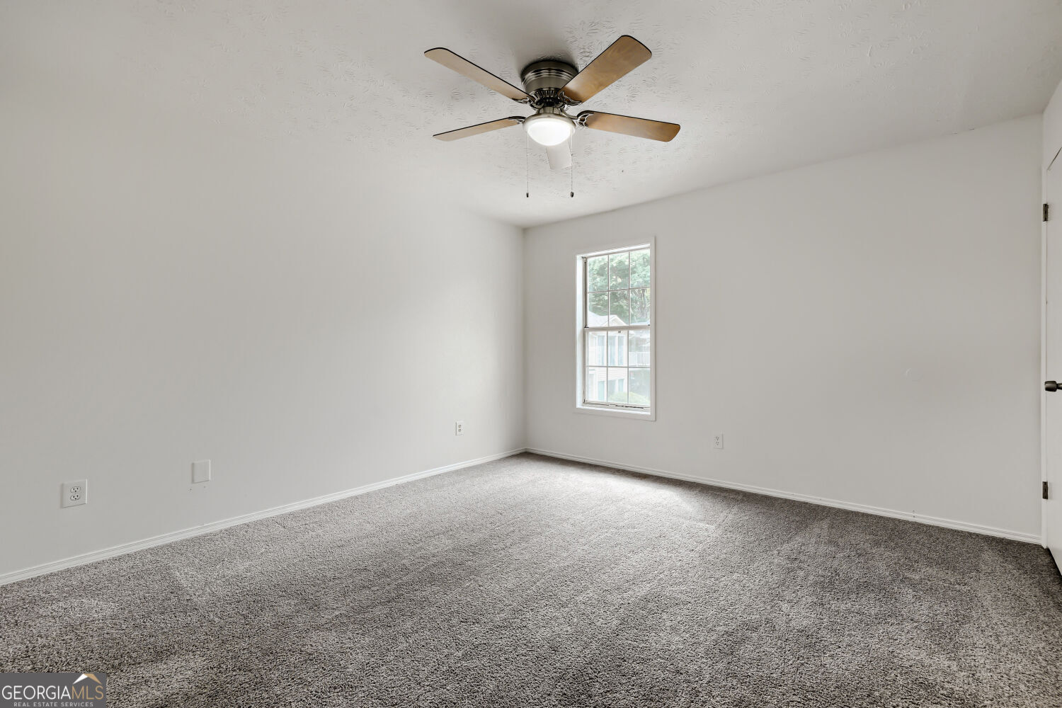 905 Augusta Drive Property Photo 14