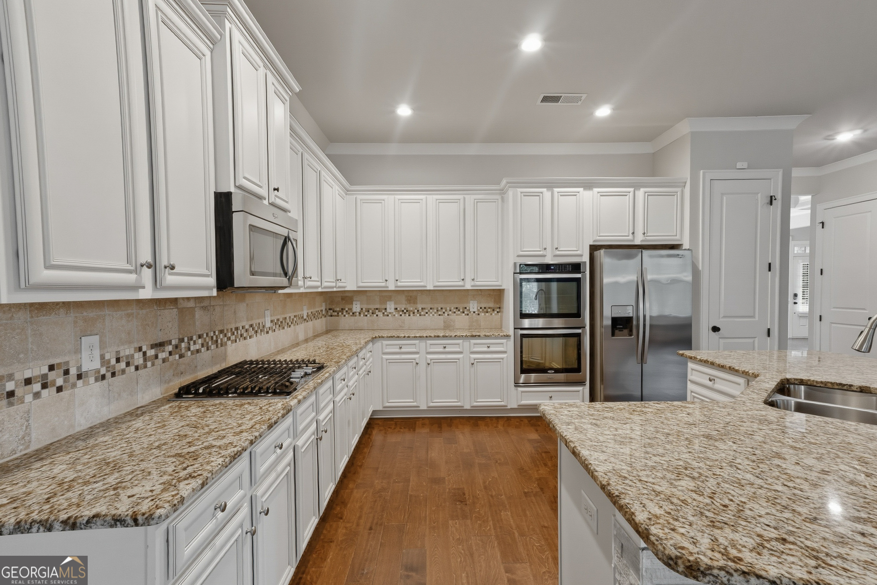 7112 Treveno Place Property Photo 2