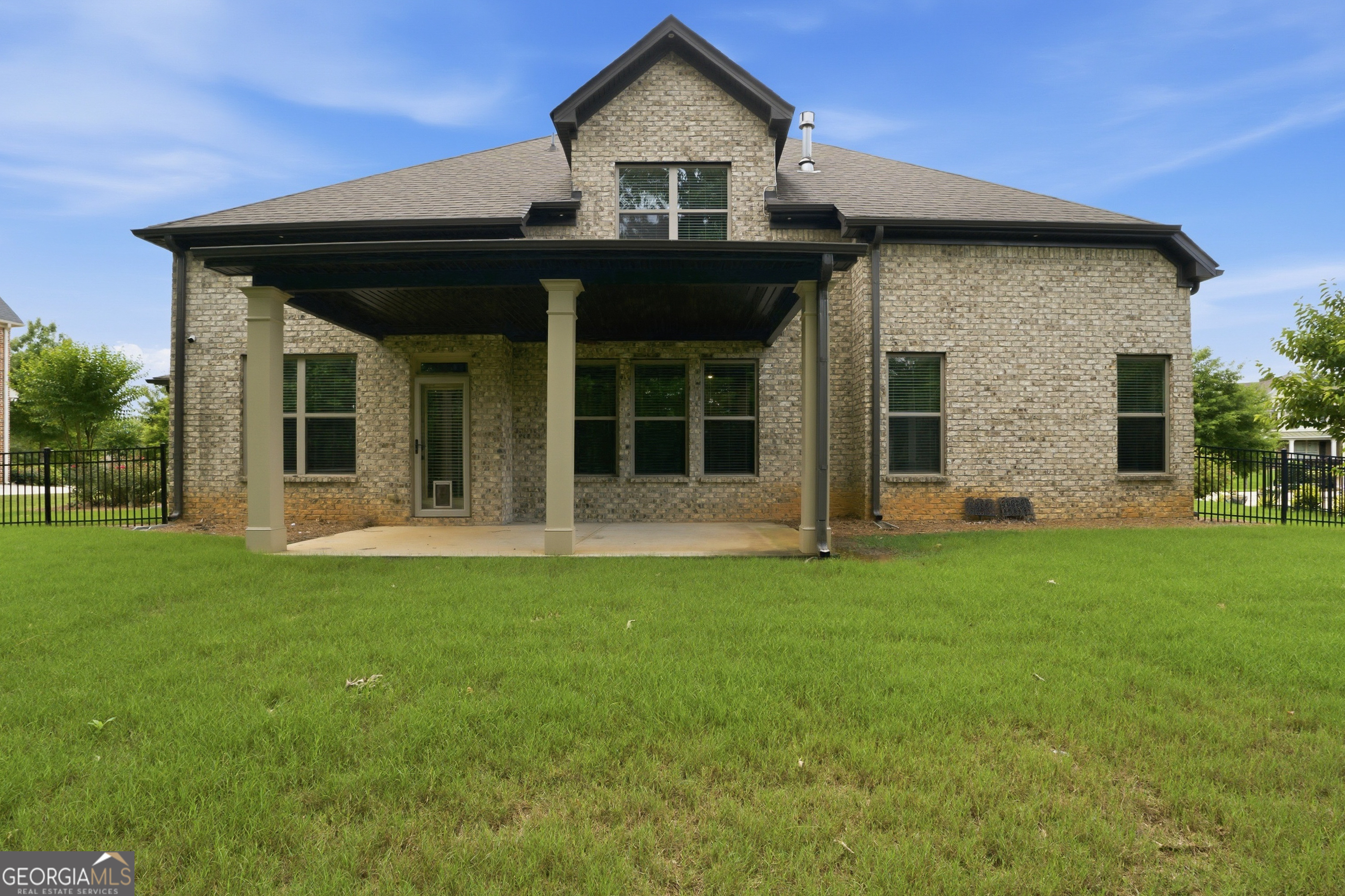 7112 Treveno Place Property Photo 5