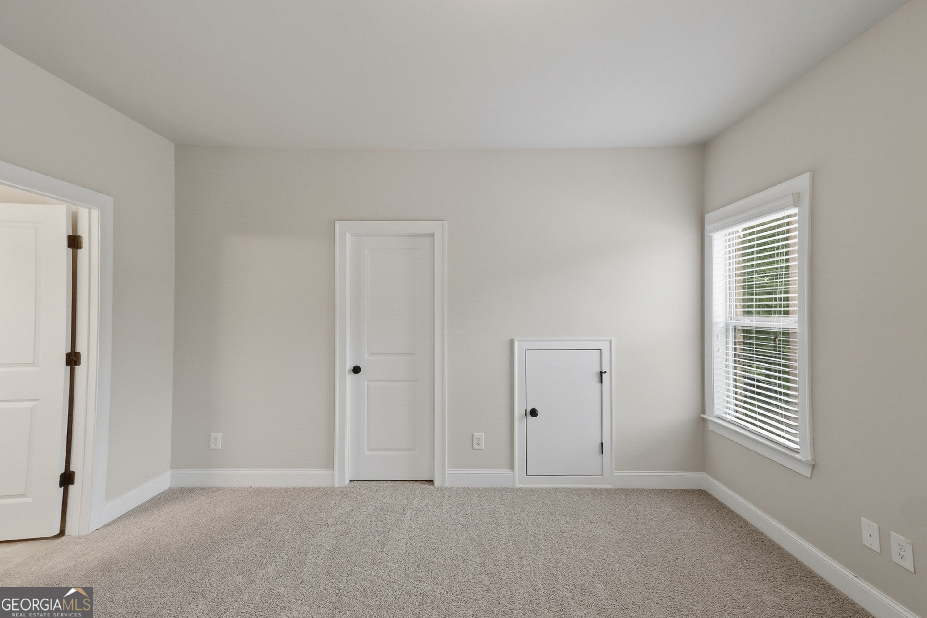 7112 Treveno Place Property Photo 24