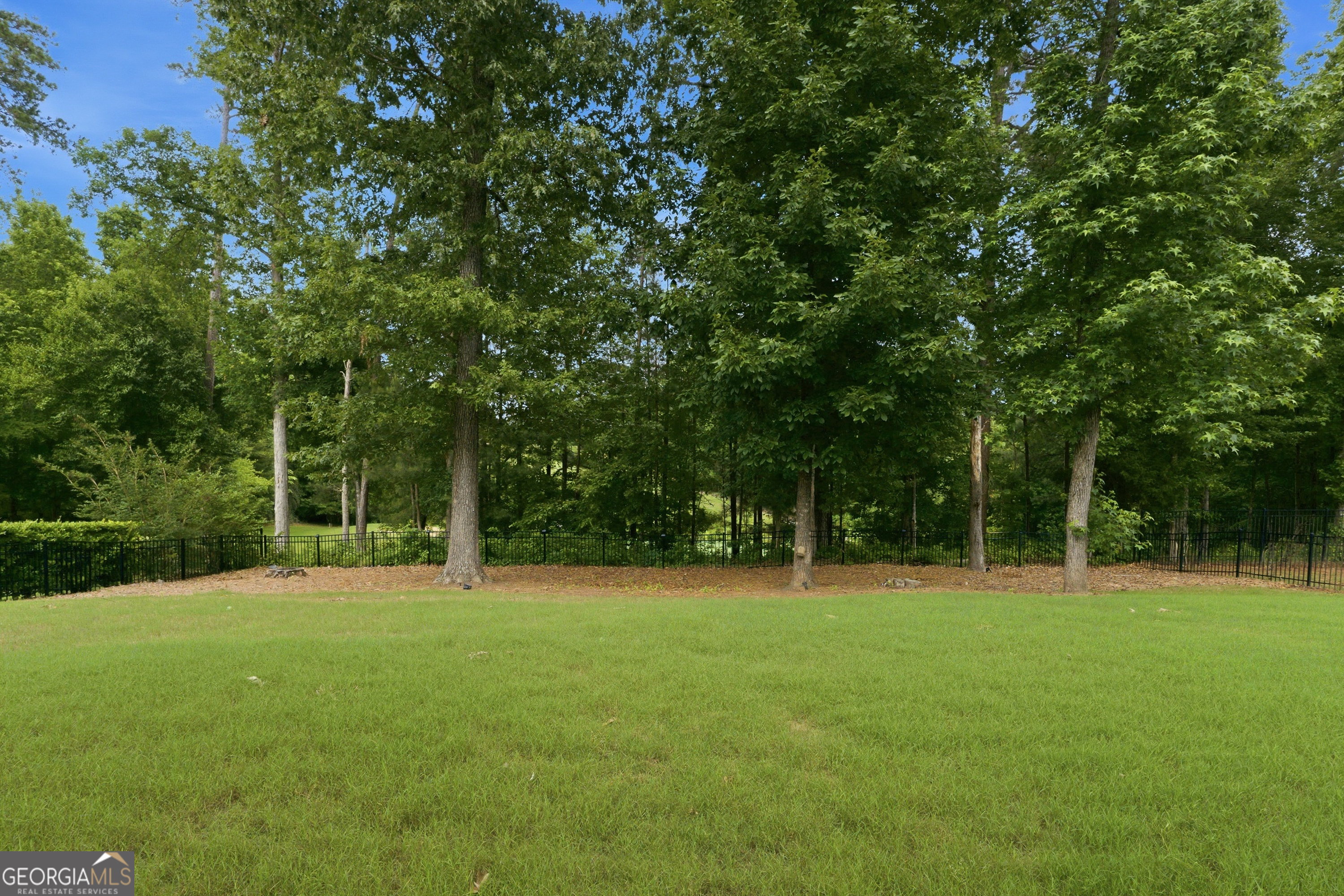 7112 Treveno Place Property Photo 38