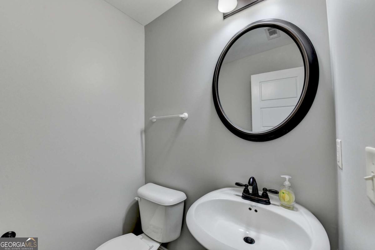 1755 Lark Trail Property Photo 32