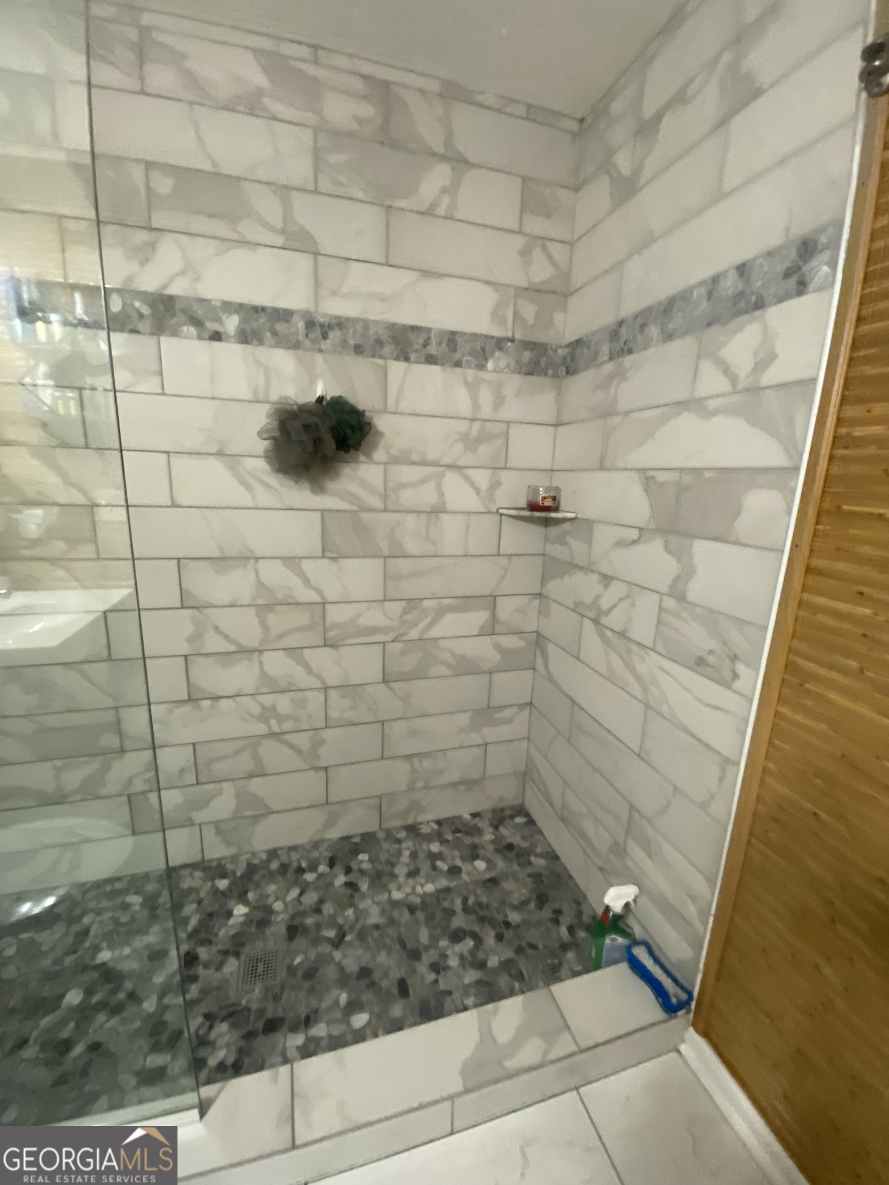 6053 Bowden Street Property Photo 14